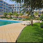 Atlantis Nikol Apartman *