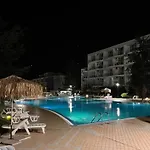 Atlantis Nikol Apartman